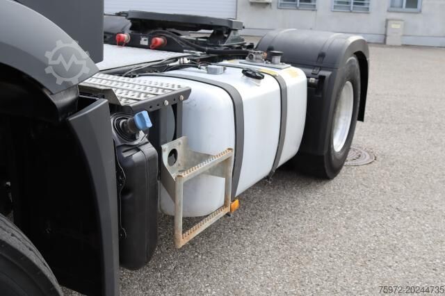 Tractora standard Mercedes-Benz Arocs 1851 LS