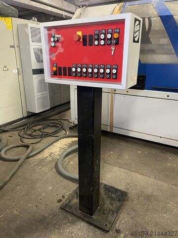 Strugarka WEINIG HYDROMAT  (8 spindle)