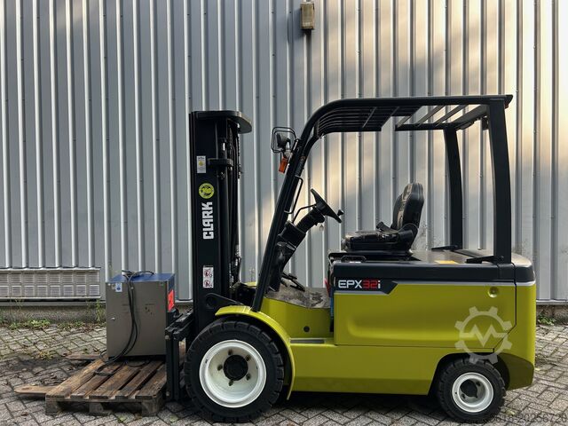 Vierwiel heftruck CLARK EPX32i