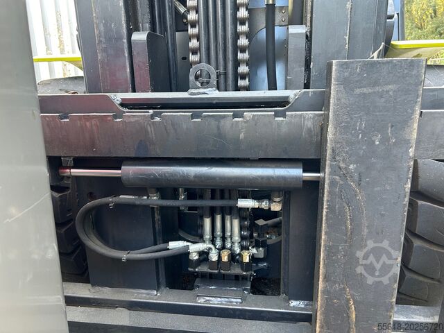 Vierwiel heftruck CLARK EPX32i
