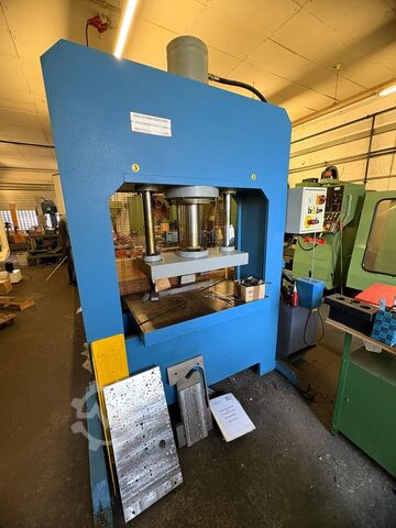 Υδραυλική πρέσα KNUTH KP 100