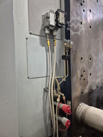 Enjeksiyonlu kalıp makinası BATTENFELD HM 6500/5400