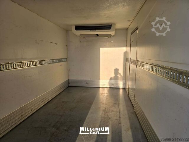 Hűtőfelépítményes furgon Iveco DAILY 60-16