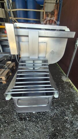 Két tengelyes lapátos keverő és emelő Risco RS 750