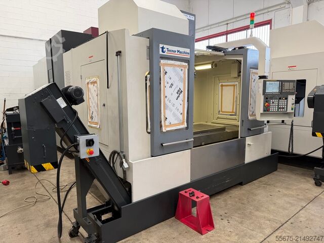 Függőleges megmunkáló központ Akira Seiki 4.5 XP