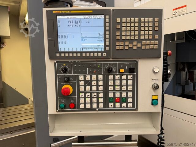Függőleges megmunkáló központ Akira Seiki 4.5 XP