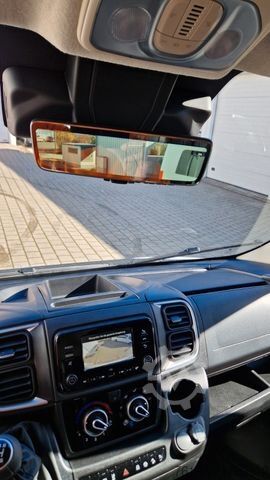 Minibusz FIAT Opel Movano und Ducato Flexiboden 6 Schienen