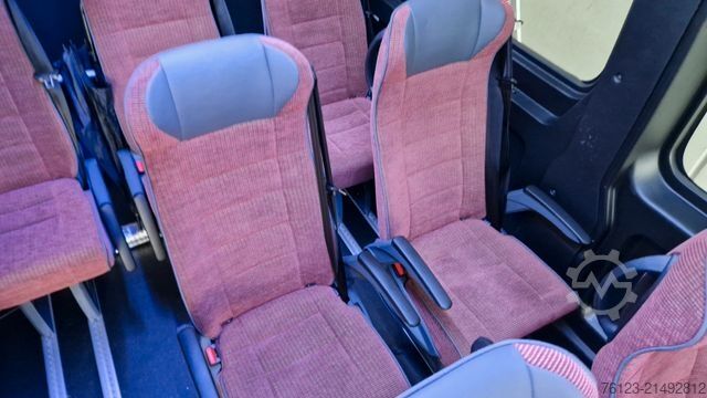 Minibusz FIAT Opel Movano und Ducato Flexiboden 6 Schienen