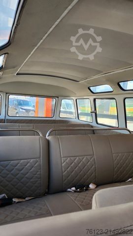 Minibusz VOLKSWAGEN T 1 Samba mit Safarifenster