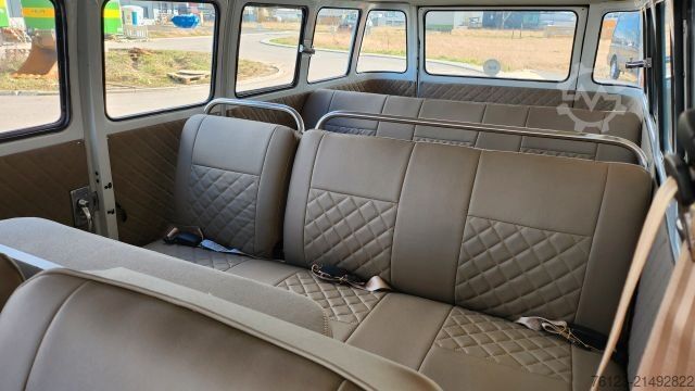 Minibusz VOLKSWAGEN T 1 Samba mit Safarifenster