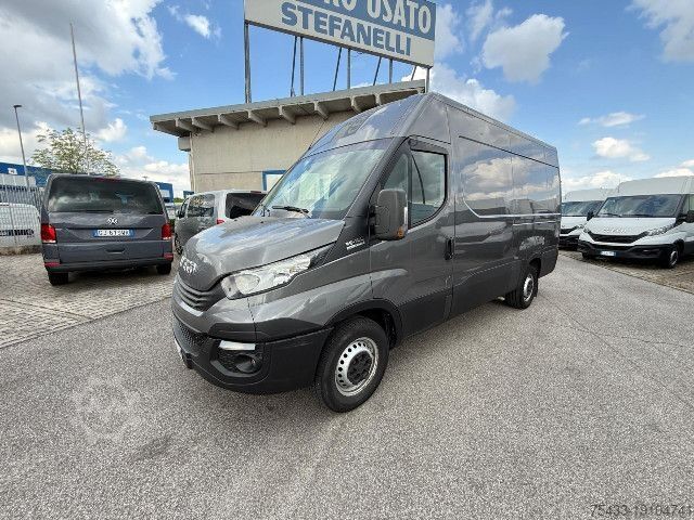 Furgoneta IVECO DAILY 35S18A8 V