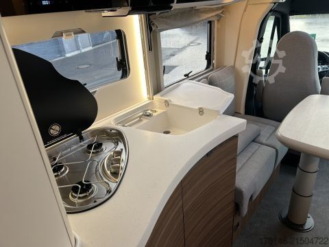 Yarı entegre karavan Eura Mobil Contura 766 EF