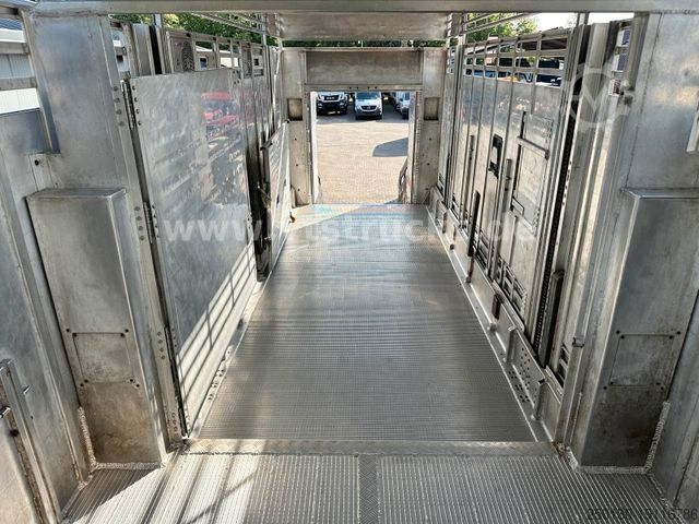 Pferdeanhänger PEZZIOLI 2.Stock Lüfter Tränke Cattle Cruiser