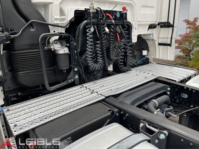 Standaard trekker MAN TGX 18.510 BLS*XLX*2xTank*Standklima*485 TKM*