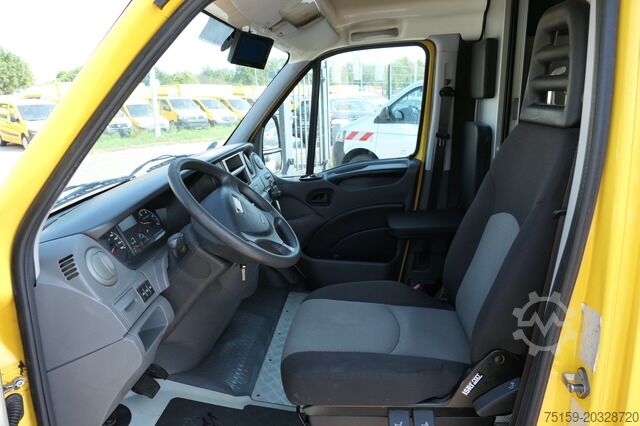 Vrachtwagen met bakwagen iveco Daily 35 S11 C30C AUTOMATIK KAMERA Regale LUFT DURCHGANG EURO-5 CoC