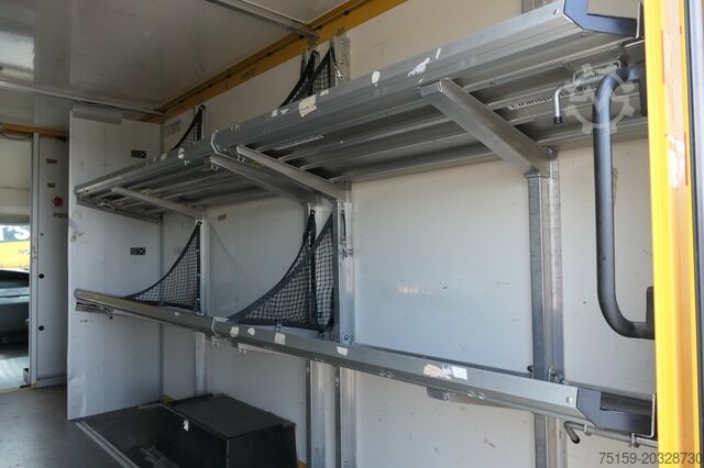 Vrachtwagen met bakwagen iveco Daily 35 S11 C30C AUTOMATIK KAMERA Regale LUFT DURCHGANG EURO-5 CoC