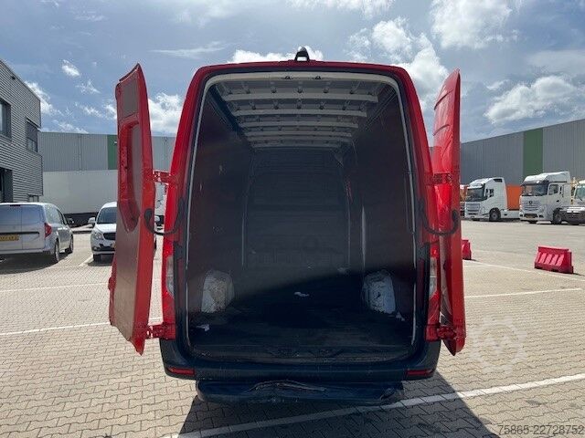 Delivery van Mercedes-Benz Sprinter 311 / 2.2 CDI Euro 6D / L3 H2 / Automa...