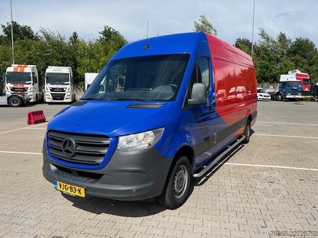 Delivery van Mercedes-Benz Sprinter 311 / 2.2 CDI Euro 6D / L3 H2 / Automa...