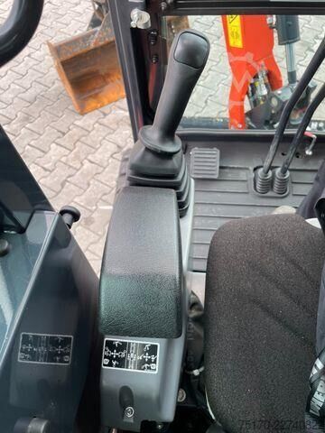 Mini ekskavatör Kubota KX019-4 / nur 299h / 2024 / Löffelpaket