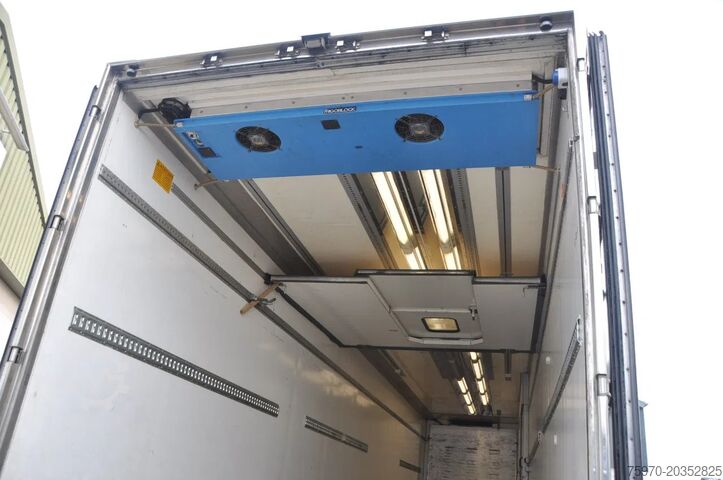 Gekoeld/bevroren transport Krone SZ 2010 FRIGO-BLOCK / LOAD-LIFT