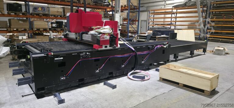 FIBERLASERSNIJMACHINE MTP F-6000 Metal Technics Polska MTP F-6000