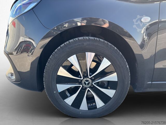 Minibus Mercedes-Benz Vito 114 CDI Tourer PRO Lang ACC AHK AUT Kam. LM