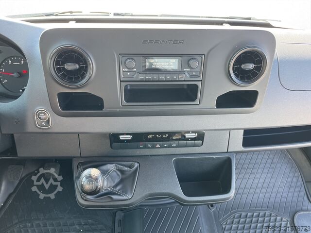 Pick-up bestelwagen Mercedes-Benz Sprinter 211 CDI  Doka Pritsche  Klima