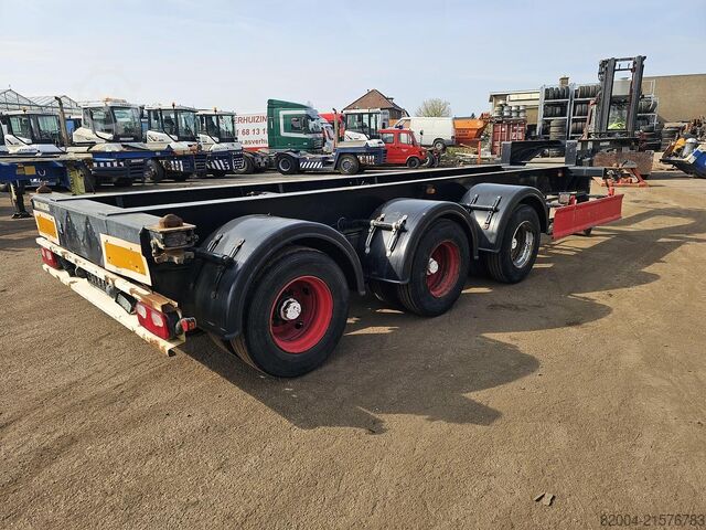 Containervervoer FLIEGL SDS 350| LOWLOADER 20 FOOT CONTAINER CHASSIS | ...
