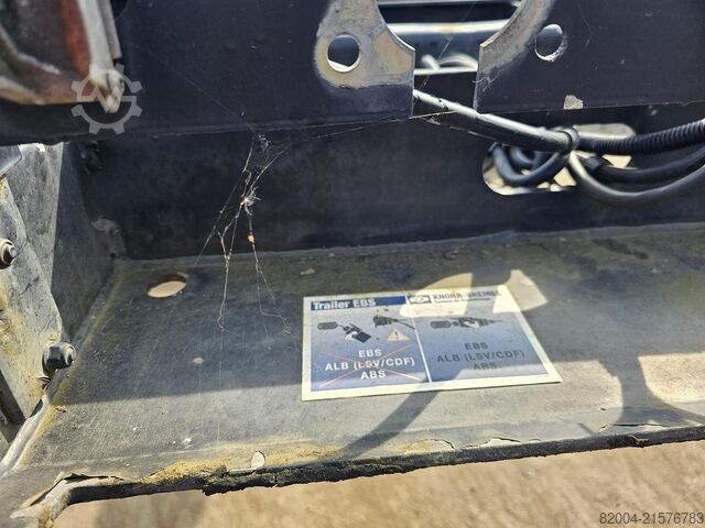 Containervervoer FLIEGL SDS 350| LOWLOADER 20 FOOT CONTAINER CHASSIS | ...