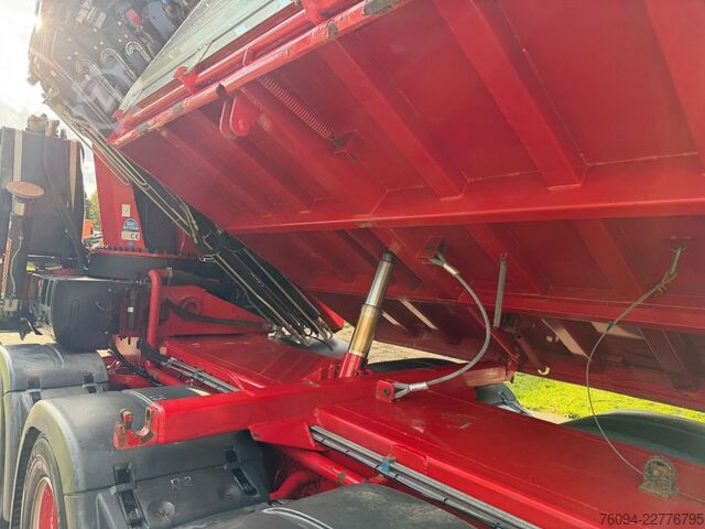 Camión volquete MAN TGS 35.480 8x4 KRAN+JIB 32m Kipper 5/6 Steuerkre