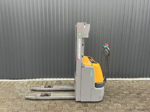 Sztaplarka dla pieszych Jungheinrich EJC112