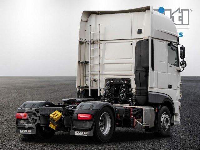 Standardowy ciągnik siodłowy DAF XF 480 FT SSC + MX-BREAK + 545l TANK Klima ZV