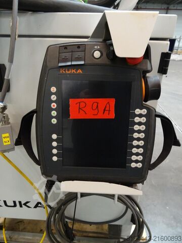 2x KUKA KR 120 R3100-2 (Quantec-2) | KUKA KR 120 R3100-2 / FLR