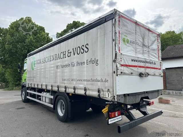 Dekzeil Mercedes-Benz Antos 1827 L Pr/Plane Rungentaschen E6