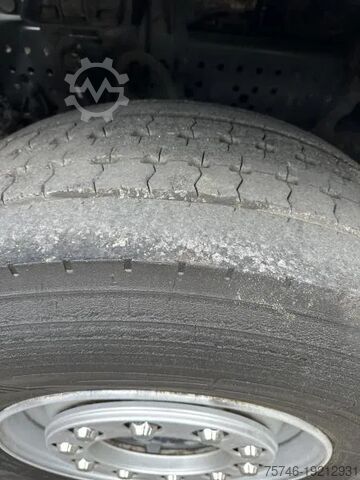 Plachta Mercedes-Benz Antos 1827 L Pr/Plane Rungentaschen E6