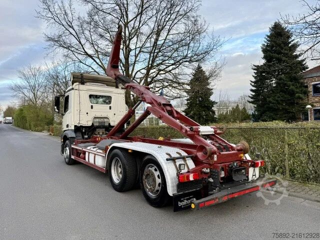 Kampókaros rendszer Mercedes-Benz Antos 2542/6x2/Meiller RK 20.65 /Liftachse