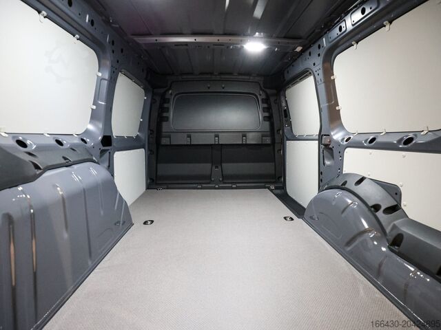 Minibus VW Caddy Cargo Maxi 2.0 TDI DSG AHK SPURH. SHZ