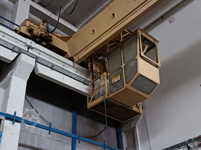 Suwnica pomostowa, wysokość podnoszenia: 10 m, rozpiętość: 16,3 m STAHL