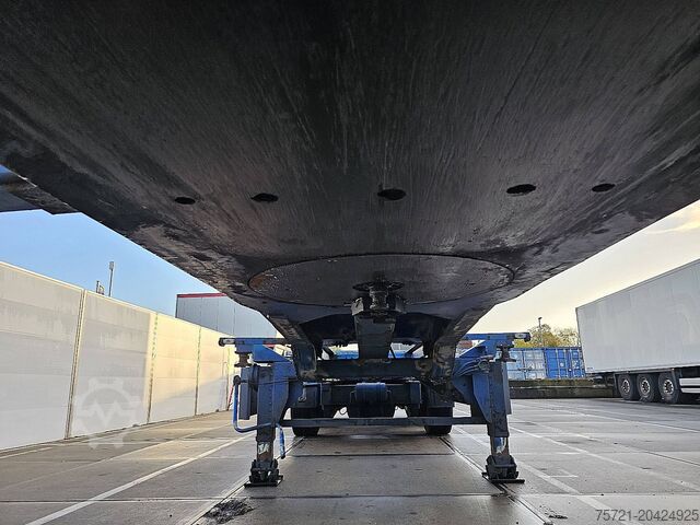 Containertransport RENDERS ROC 16.27CC