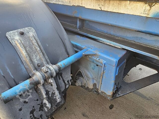 Containertransport RENDERS ROC 16.27CC