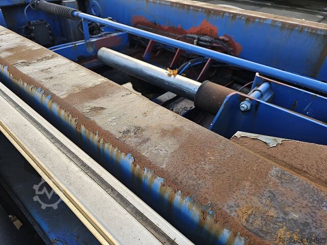 Containertransport RENDERS ROC 16.27CC