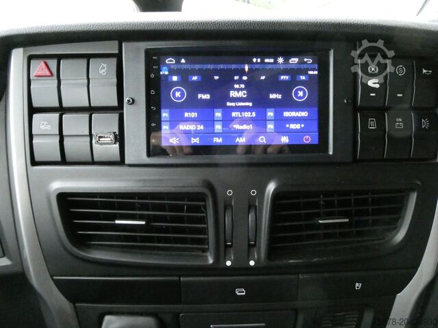 Szabványos közúti nyergesvontató Iveco Stralis AS460