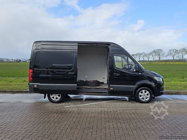 Yüksek tavanlı istasyon vagonu MERCEDES-BENZ SPRINTER 319 L2H2 V6 LED Automaat