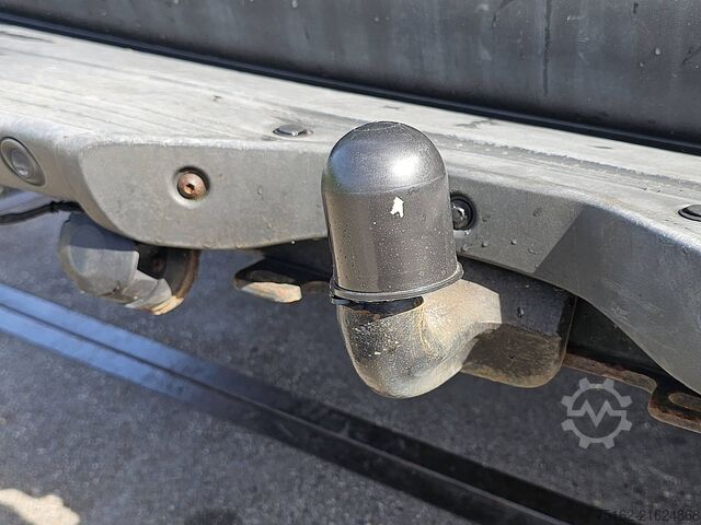 Kombi z wysokim dachem MERCEDES-BENZ SPRINTER 319 L2H2 V6 LED Automaat