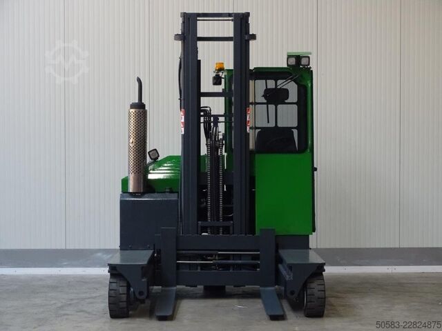 Firevejs sidelæsser Combilift C3000