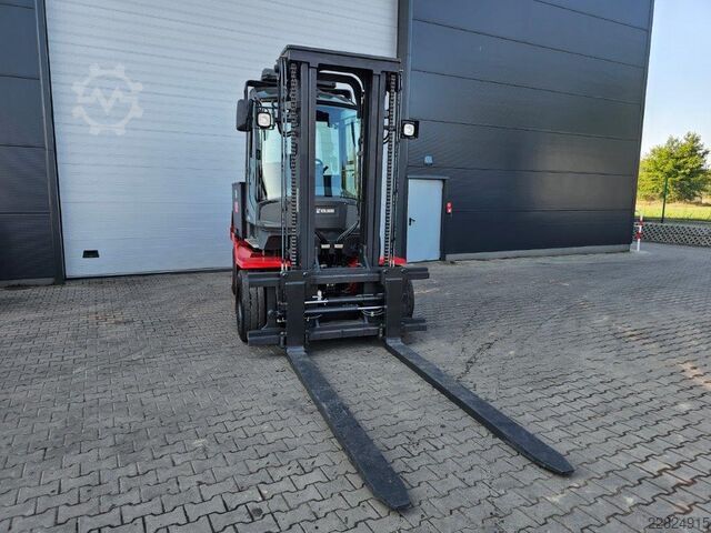 Elektrisk 4 -hjulet gaffeltruck Kalmar ECG80-6 - Drehsitz