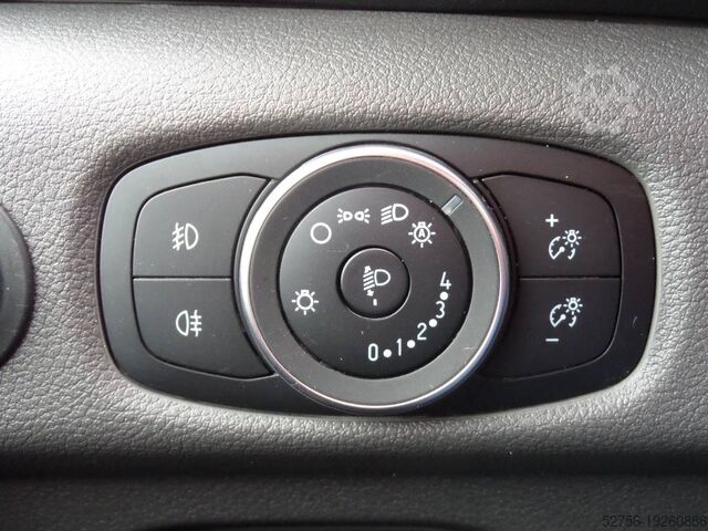 Op vrachtwagen gemonteerd platform France Elevateur Topy 11.1