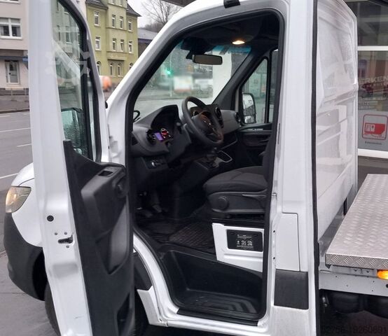 Op vrachtwagen gemonteerd platform France Elevateur Topy 10.2