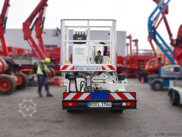Op vrachtwagen gemonteerd platform Multitel MXE 170