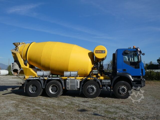 Automatisk betonblander Iveco TRAKKER 500